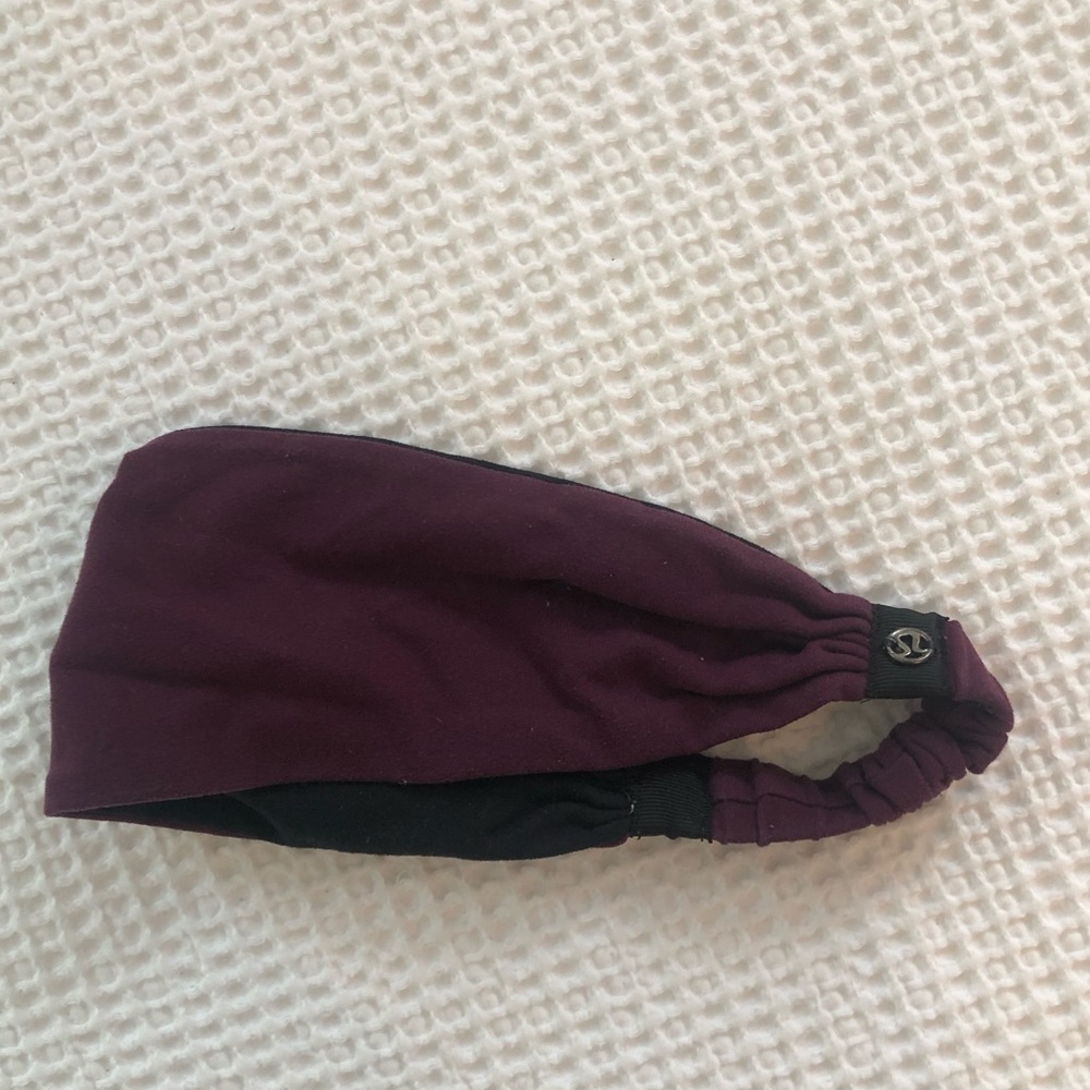 Reversible Lululemon Fringe Fighter Headband